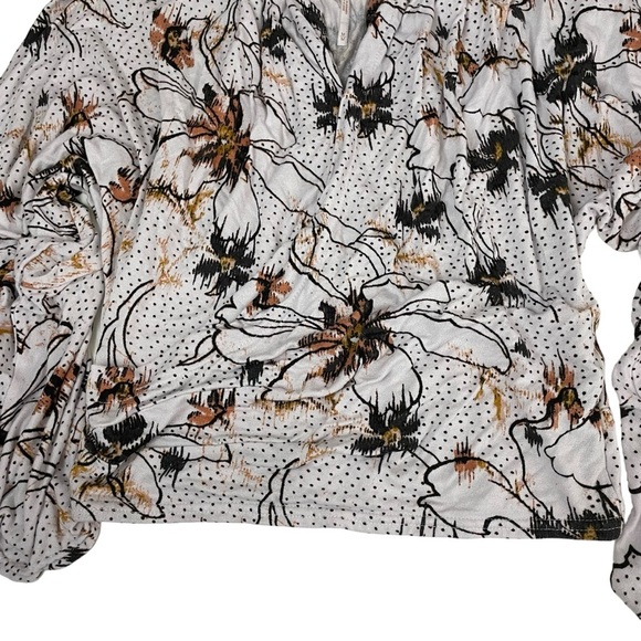 Free People Last Time Floral Draped Bell Sleeve Boho Top Medium - Picture 9 of 12